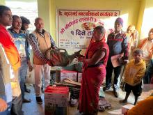 वडा नं. १, बिश्रामपुर मा संचालित श्री बौधीमाई तरकारी उत्पादन समुह क्लसटर-३ मा १ दिने तालीम मा यस वडाका वडा अध्यक्ष प्रमोद यादव ज्युको प्रत्यक्ष सहभागिता तथा सहकार्यमा भिटामिन,स्प्रेयटंकी,साना औजार तथा हजारी बितरण गरिएको केही झलक।।।