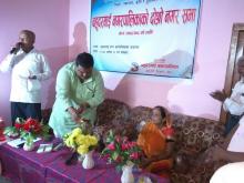 हाम्रो मेयर साहब द्वारा दीप बालेर नगर सभा को शुभारम्भ। 